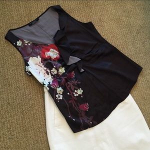 Elie Tahari stretch silk floral blouse, M